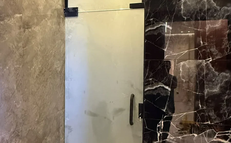 زجاج سيكوريت مصنفر وعسلي وشفاف
